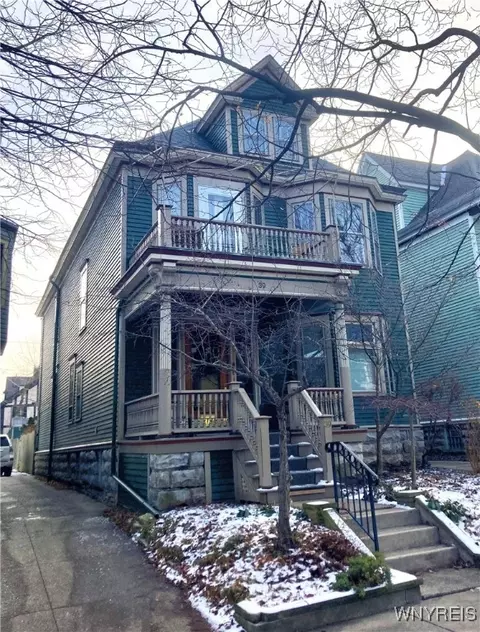 39 Granger Pl, Buffalo, NY 14222