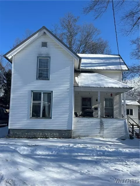 23 Church St, Franklinville, NY 14737