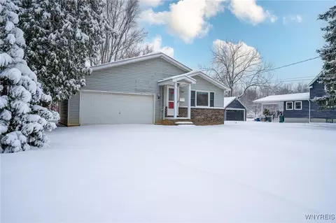 1788 Ruie Rd, North Tonawanda, NY 14120
