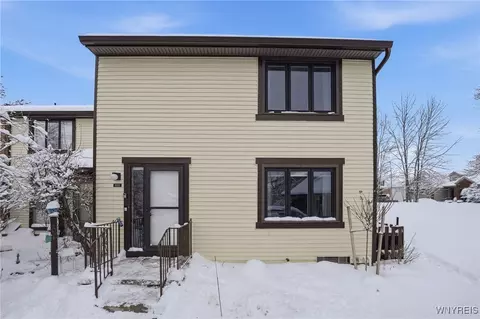 1651 Charlesgate Cir #1651, East Amherst, NY 14051