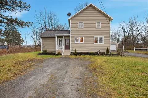 13903 Bloomingdale Rd, Newstead, NY 14001