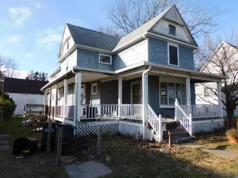 2762 West Ave, Newfane, NY 14108