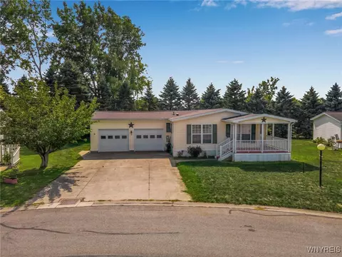 66 W Main, Pembroke, NY 14036