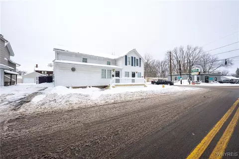 1242 Oliver St, North Tonawanda, NY 14120