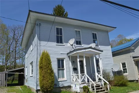 40 Jefferson St, New Albion, NY 14719
