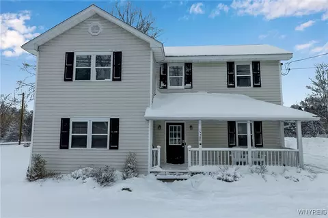 7731 Seneca St, East Aurora, NY 14052
