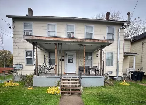 25-27 Wadsworth St, Geneva, NY 14456