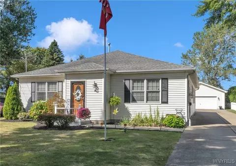 60 Old Falls Blvd, North Tonawanda, NY 14120