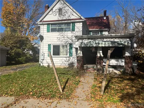 266 W Henry St, Elmira, NY 14904