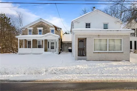 2960 Upper Mountain Rd, Cambria, NY 14132