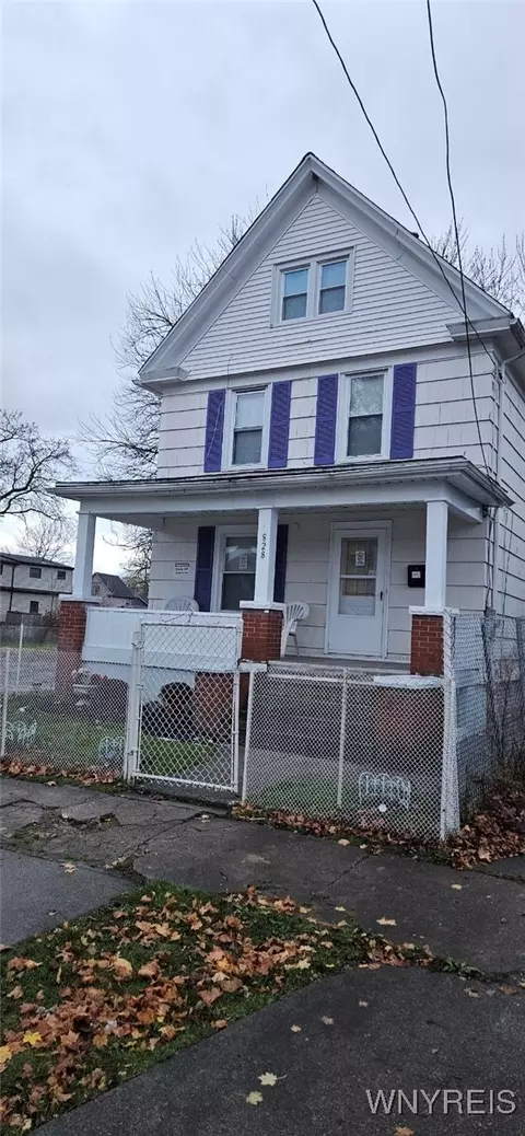 828 20th St, Niagara Falls, NY 14301