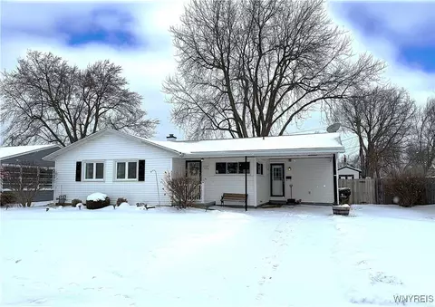 325 Glenalby Rd, Tonawanda, NY 14150