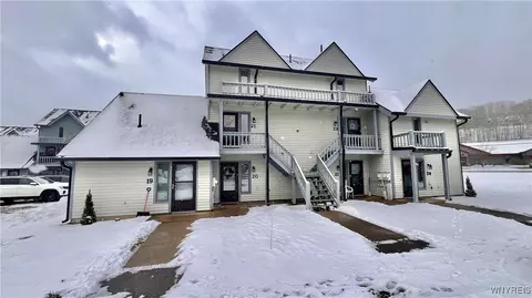 20 Wildflower, Ellicottville, NY 14731