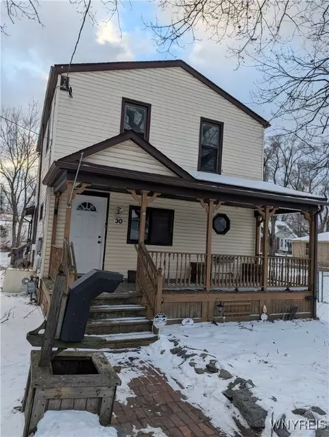 30 Dwyer St, West Seneca, NY 14224