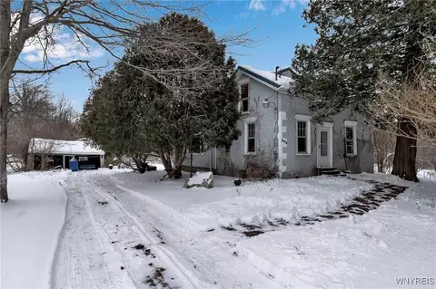3074 Johnson Creek Rd, Hartland, NY 14105