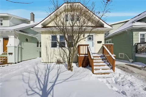 234 Parkwood Ave, Kenmore, NY 14217