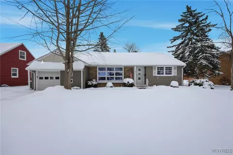 671 Treichler St, North Tonawanda, NY 14120