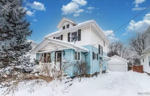 89 Milton St, Amherst, NY 14221