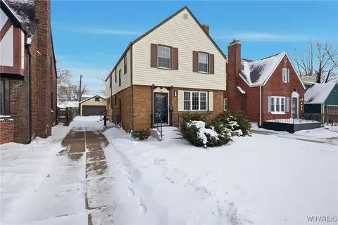 219 Louvaine Dr, Buffalo, NY 14223