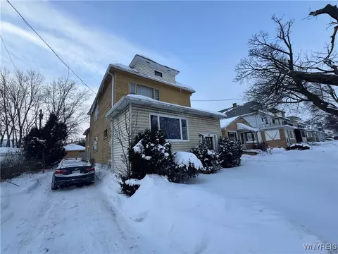 62 Sumner Pl, Buffalo, NY 14211