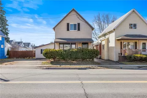 2247 William St, Cheektowaga, NY 14206