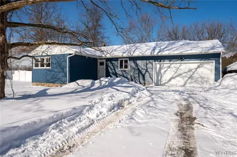 2367 Long Rd, Grand Island, NY 14072