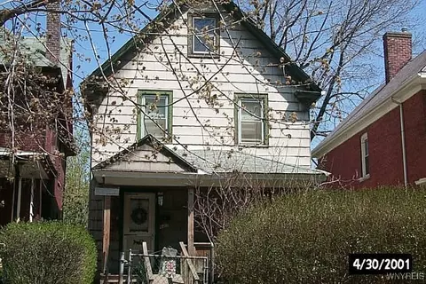 627 13th St, Niagara Falls, NY 14301