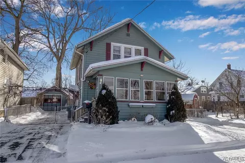 519 E Thompson St, North Tonawanda, NY 14120