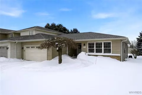 74 Moon Walk, Tonawanda, NY 14150