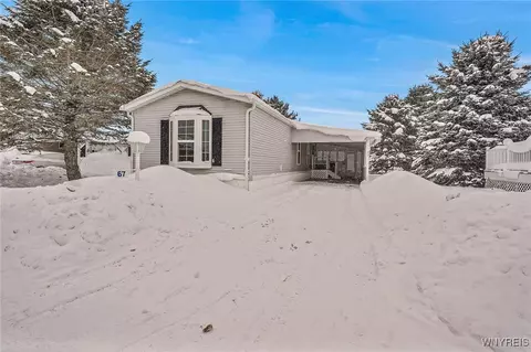 67 Winterview Dr, Arcade, NY 14009