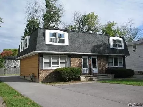 88 Pheasant Run Rd, Amherst, NY 14228