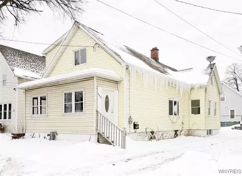 395 Dearborn St, Buffalo, NY 14207