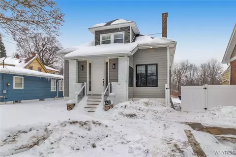 218 Potters Rd, Buffalo, NY 14220