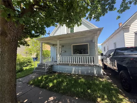 66 Dempster St, Buffalo, NY 14206