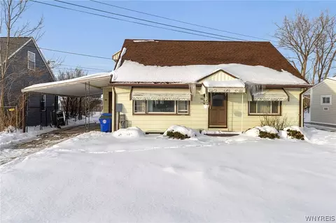58 Boardman Rd, West Seneca, NY 14218