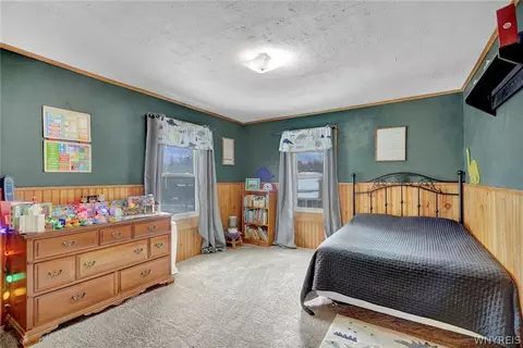Bedroom - 1433 Cattaraugus Rd, Java, NY 14082 photo 4 of 8