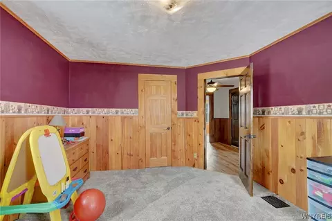 Bedroom - 1433 Cattaraugus Rd, Java, NY 14082 photo 7 of 8