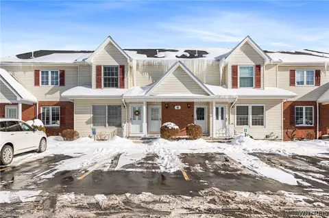 8 Keph Dr #4, Amherst, NY 14228