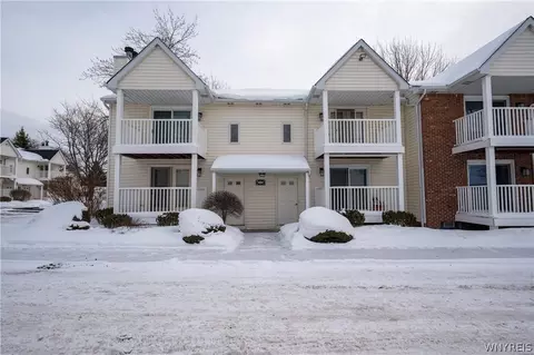 4607 Chestnut Ridge Rd #C, Amherst, NY 14228