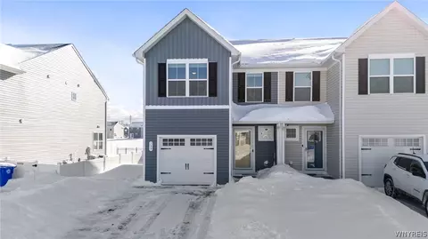 133 South Dr, West Seneca, NY 14218
