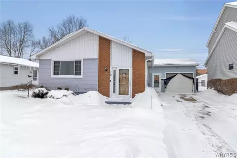 70 Crandon Blvd, Cheektowaga, NY 14225
