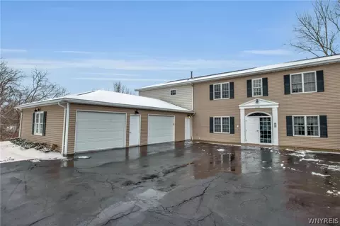 346 Potters Rd #I, Buffalo, NY 14220