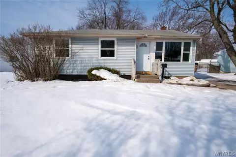 262 Mcnaughton Ave, Cheektowaga, NY 14225