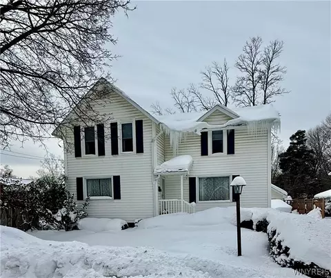 Exterior - 22 Maple Ave, Pembroke, NY 14036 photo 1 of 3
