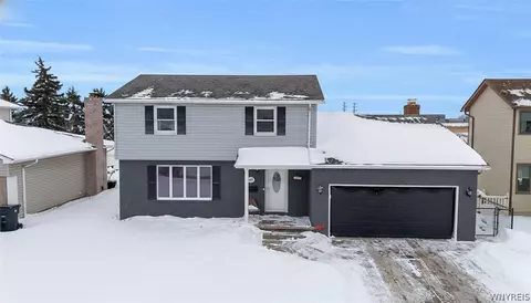 347 Wadsworth Ct, Tonawanda, NY 14150