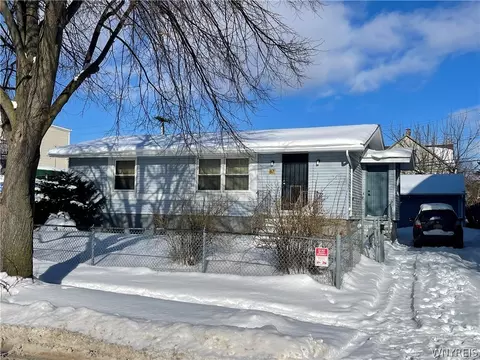 87 Brayton St, Buffalo, NY 14213