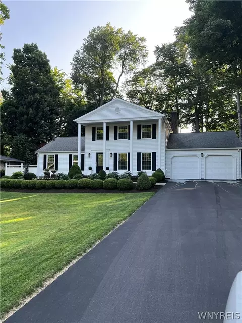 573 Bauder Park Dr, Alden, NY 14004