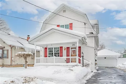 293 Pine St, Lockport, NY 14094