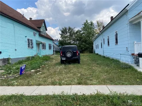 115 Sweet Ave, Buffalo, NY 14212