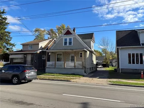 1403 Union Rd, West Seneca, NY 14224